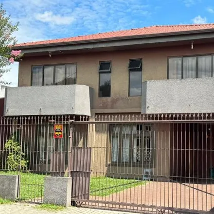 Buy this 7 bed house on Rua Doutor Juarez de Oliveira 60 in Jardim das Américas, Curitiba - PR