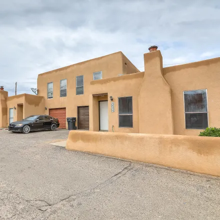 Image 3 - 10139 Madeline Drive Northwest, Albuquerque, NM 87114, USA - Duplex for sale