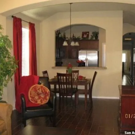 Image 4 - 943 Brown Rock Drive, New Braunfels, TX 78130, USA - Apartment for rent