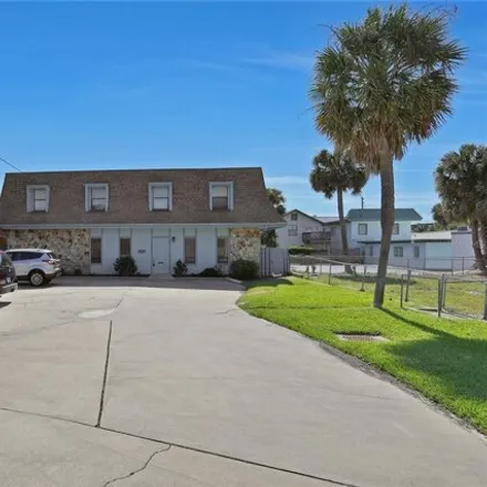 Buy this 2 bed house on 162 South Peninsula Drive in Daytona Beach, FL 32118