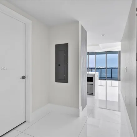 Image 5 - 619 Northeast 32nd Street, Buena Vista, Miami, FL 33137, USA - Apartment for rent
