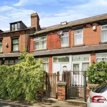 Buy this 4 bed townhouse on Noster Street in Leeds, LS11 8QJ