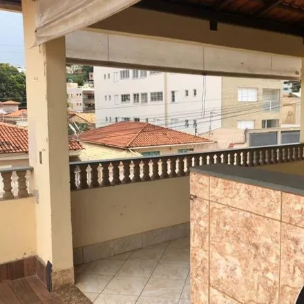 Buy this 4 bed house on Rua Melo Viana in Centro, Itaúna - MG