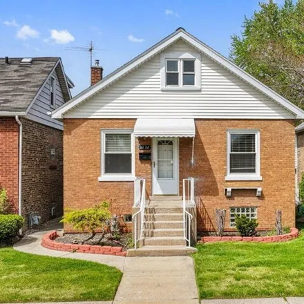 Buy this 3 bed house on 2660 Kenilworth Avenue in Berwyn, IL 60402
