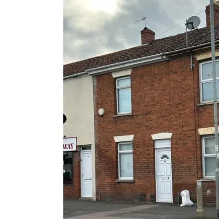 Rent this 3 bed room on 78 Bath Road in Bridgwater, TA6 4PL