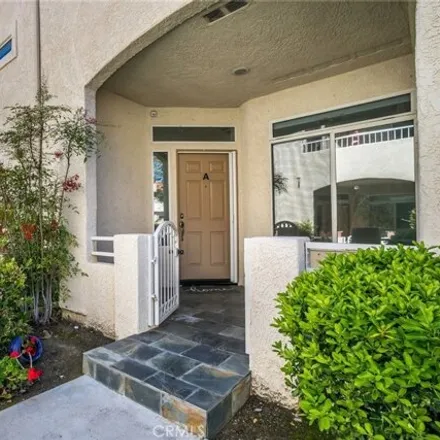 Buy this 2 bed condo on 25801 London Place in Stevenson Ranch, CA 91381