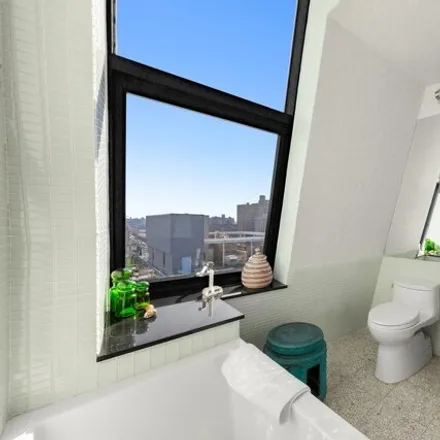 Image 6 - Blue Condominium, Norfolk Street, New York, NY 10002, USA - House for sale