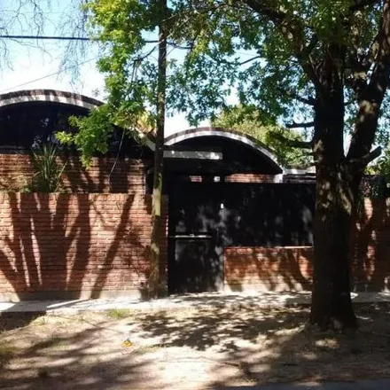 Buy this 3 bed house on Calle 18 in Partido de La Plata, Manuel B. Gonnet
