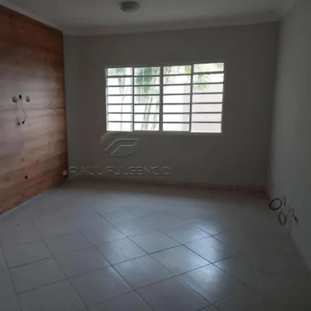 Buy this 3 bed house on Rua Cecília Wolff in Universidade, Londrina - PR