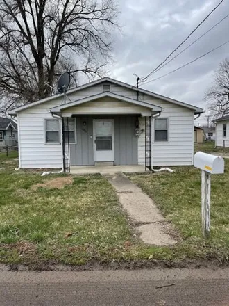 Buy this 2 bed house on 1068 South Crawford Street in Martinsville, IN 46151