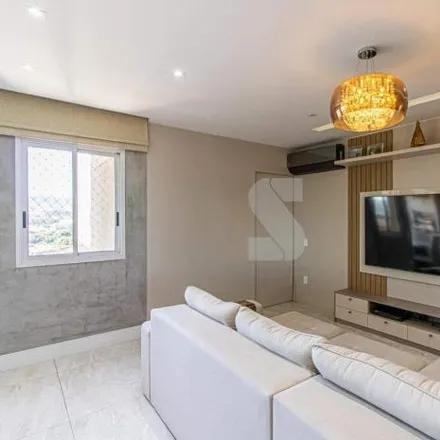 Buy this 4 bed apartment on Avenida Marechal Castelo Branco in Parque Industrial, Contagem - MG
