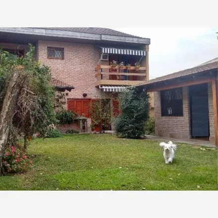 Buy this studio house on José Colombres 1150 in Partido de Morón, Haedo