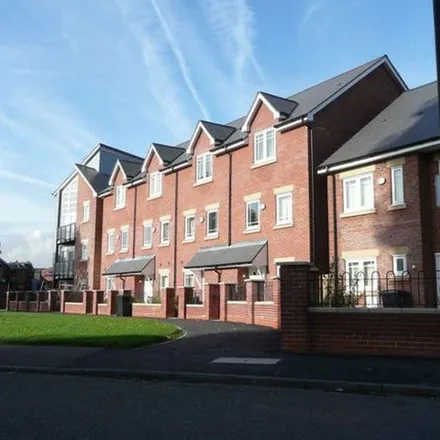 Rent this 4 bed townhouse on Loreto College in Bold Street, Manchester