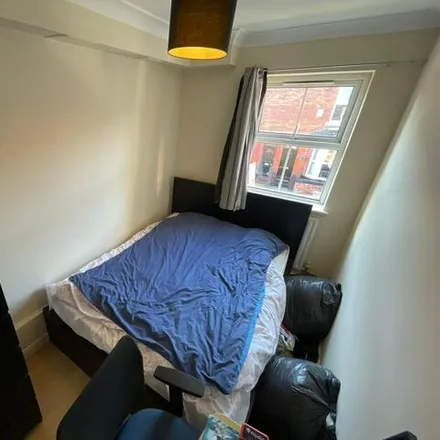 Image 6 - Whitechapel Street, Manchester, M20 6TX, United Kingdom - Room for rent