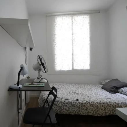 Image 2 - Calle Mayor, 40, 28013 Madrid, Spain - Room for rent