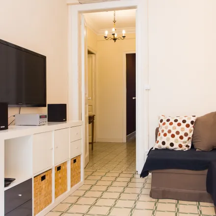 Image 3 - Carrer de Sicília, 202, 08013 Barcelona, Spain - Apartment for rent