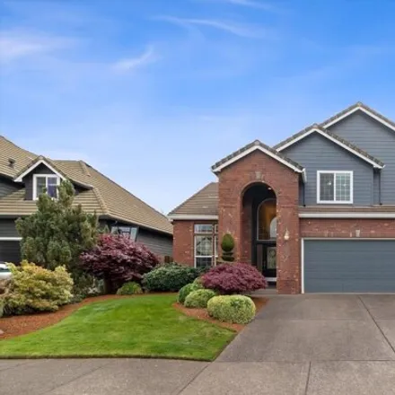 Buy this 3 bed house on 6247 Nicklaus Loop North in Keizer, OR 97303