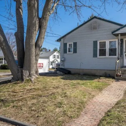 Buy this 3 bed house on 118 Brigham Street in South Portland, ME 04106