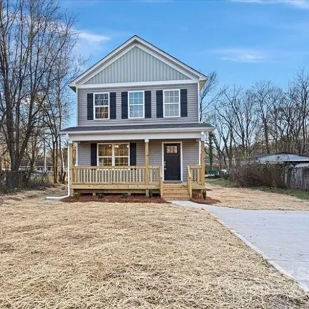 Buy this 3 bed house on 701 Fayetteville Avenue in Statesville, NC 28677