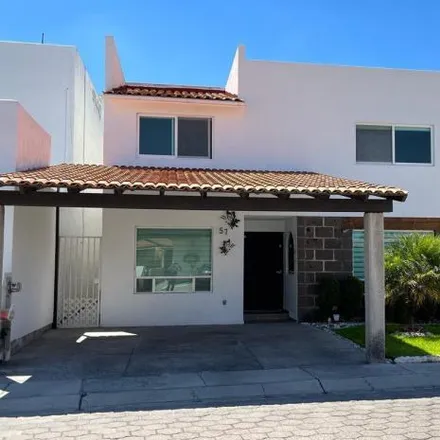Buy this 3 bed house on Privada Bellavista in Pueblo Nuevo, 76900 El Pueblito