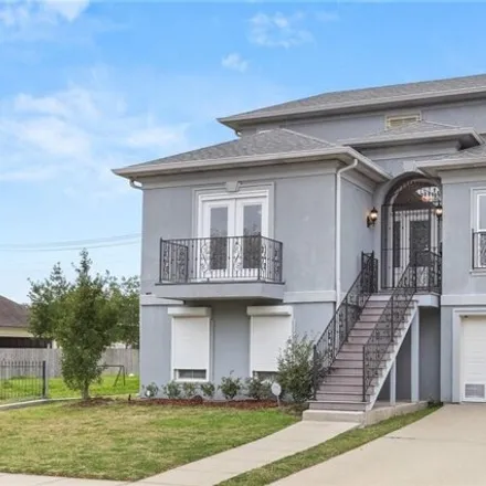 Image 2 - 6522 Milne Boulevard, Lakeview, New Orleans, LA 70124, USA - House for sale