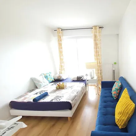 Rent this 1 bed apartment on Évry-Courcouronnes in Essonne, France