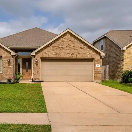 Buy this 3 bed house on 6840 Linded Creek Lane in League City, TX 77539