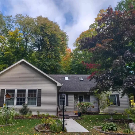 Buy this 3 bed house on 622 Maple Ridge Road in Mason Township, MI 48766