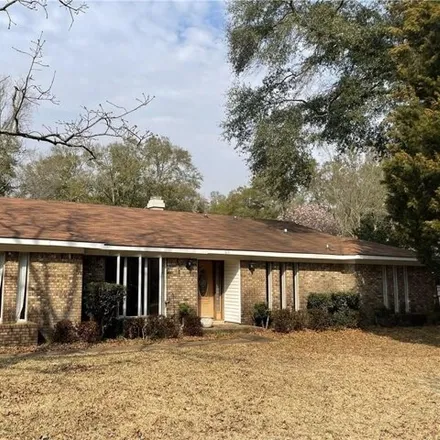 Rent this 3 bed house on 611 Vaughn Drive North in Satsuma, Mobile County