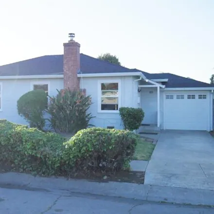 Buy this 2 bed house on 1734 141st Avenue in San Leandro, CA 94578