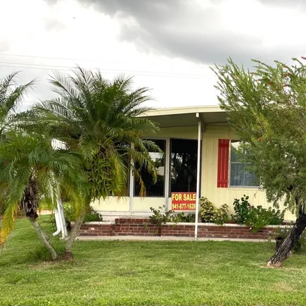 Buy this 2 bed house on 513 Edgewater Drive in Manatee County, FL 34222