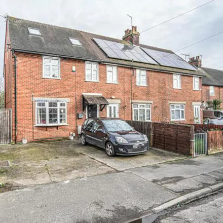 Buy this 3 bed house on 29 Trafalgar Road in Colchester, CO3 9FH
