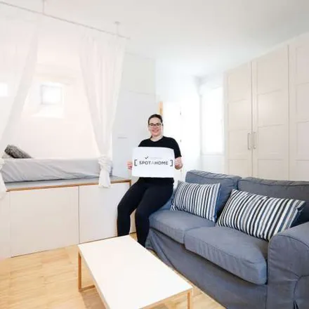 Rent this 1 bed apartment on Madrid in Calle del Príncipe de Vergara, 40 I