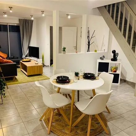 Rent this 2 bed apartment on Rue de l'Yser in 7034 Mons, Belgium