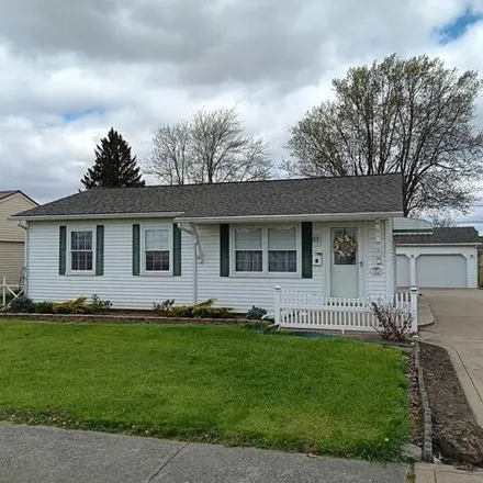 Buy this 2 bed house on 1418 Cullen Avenue in Bucyrus, OH 44820