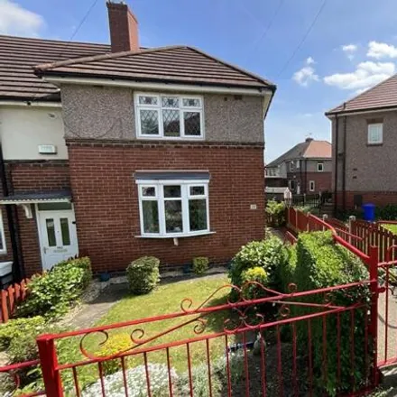 Buy this 2 bed house on Chadwick Road in Sheffield, S13 8DE