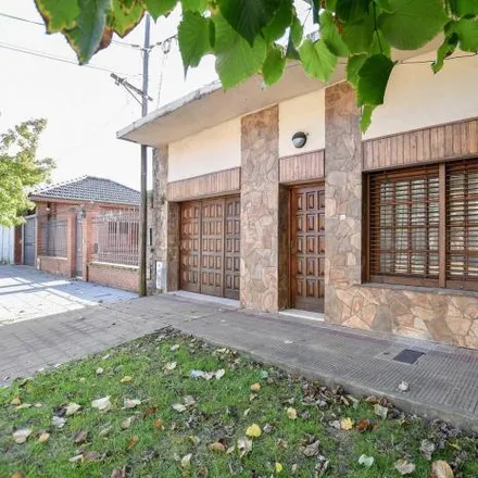 Image 2 - Calle 8, Partido de La Plata, 1906 Tolosa, Argentina - House for sale