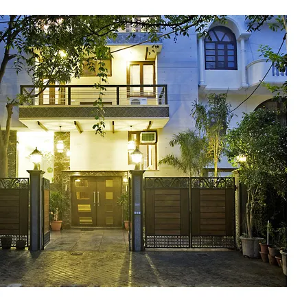 Rent this 3 bed house on Defence Colony
