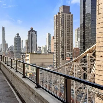Image 9 - 6 Riverview Terrace, New York, NY 10022, USA - Apartment for sale