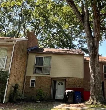Buy this 3 bed townhouse on 6442 Duquesne Place in College Park, Virginia Beach