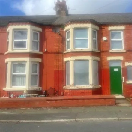 Buy this 3 bed townhouse on Stalmine Road in Liverpool, L9 2AY