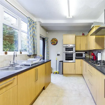 Rent this 3 bed duplex on Lewgars Avenue in London, NW9 8AS