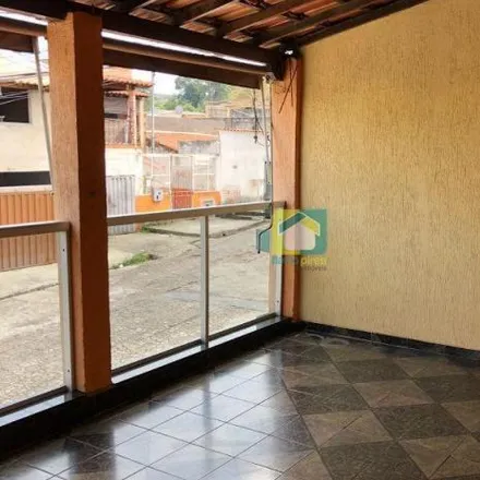 Rent this 3 bed house on Sada in Praça Rotor 7, PTB