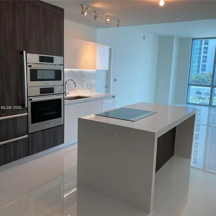 Image 7 - Northeast 1st Avenue, Miami, FL 33132, USA - Apartment for rent