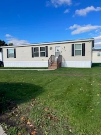 Buy this studio apartment on 667 Thomas J Drive in Genesee Charter Township, MI 48506