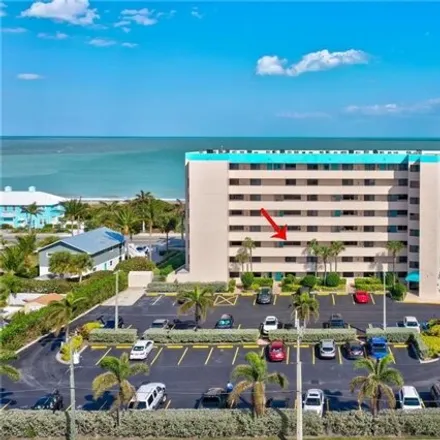 Image 1 - 393 South Ocean Drive, Fort Pierce, FL 34949, USA - Condo for sale