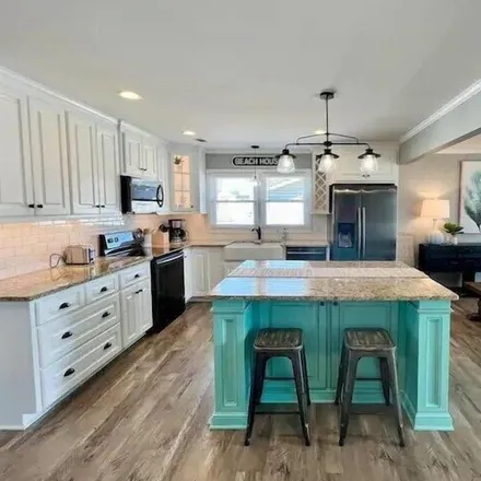 Rent this studio house on Carolina Beach in NC, 28428