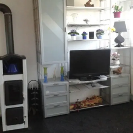Rent this 3 bed apartment on Pizza Pavillon in Markt, 30159 Hanover