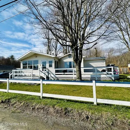 Image 2 - 10 Rushbrook Road, Chapman Lake, Scott Township, PA 18433, USA - House for sale