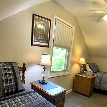 Rent this 3 bed apartment on VA